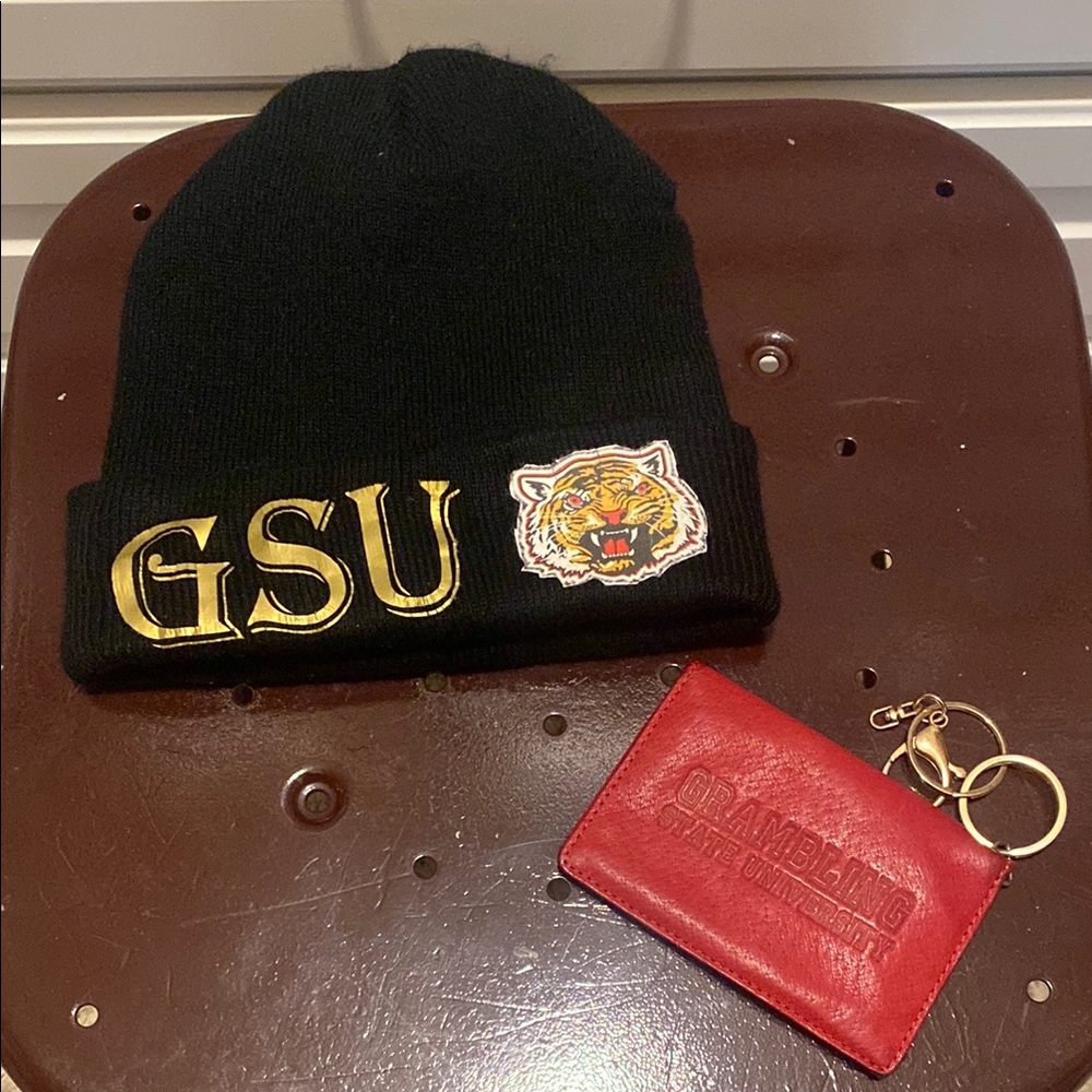 GSU Black Beanie with Tiger Patch and Red Keychain